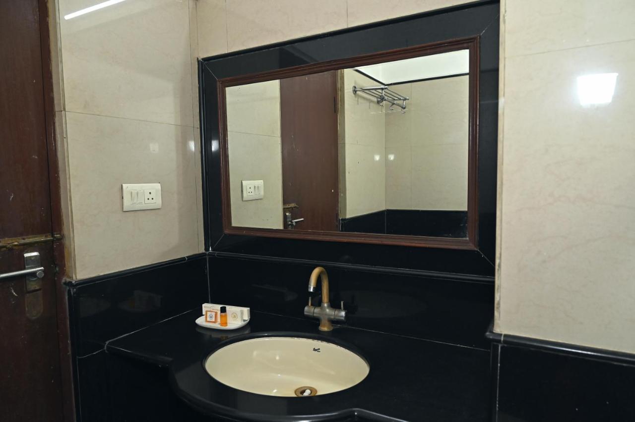 Hotel Rajhans International Bhāgalpur Exterior foto